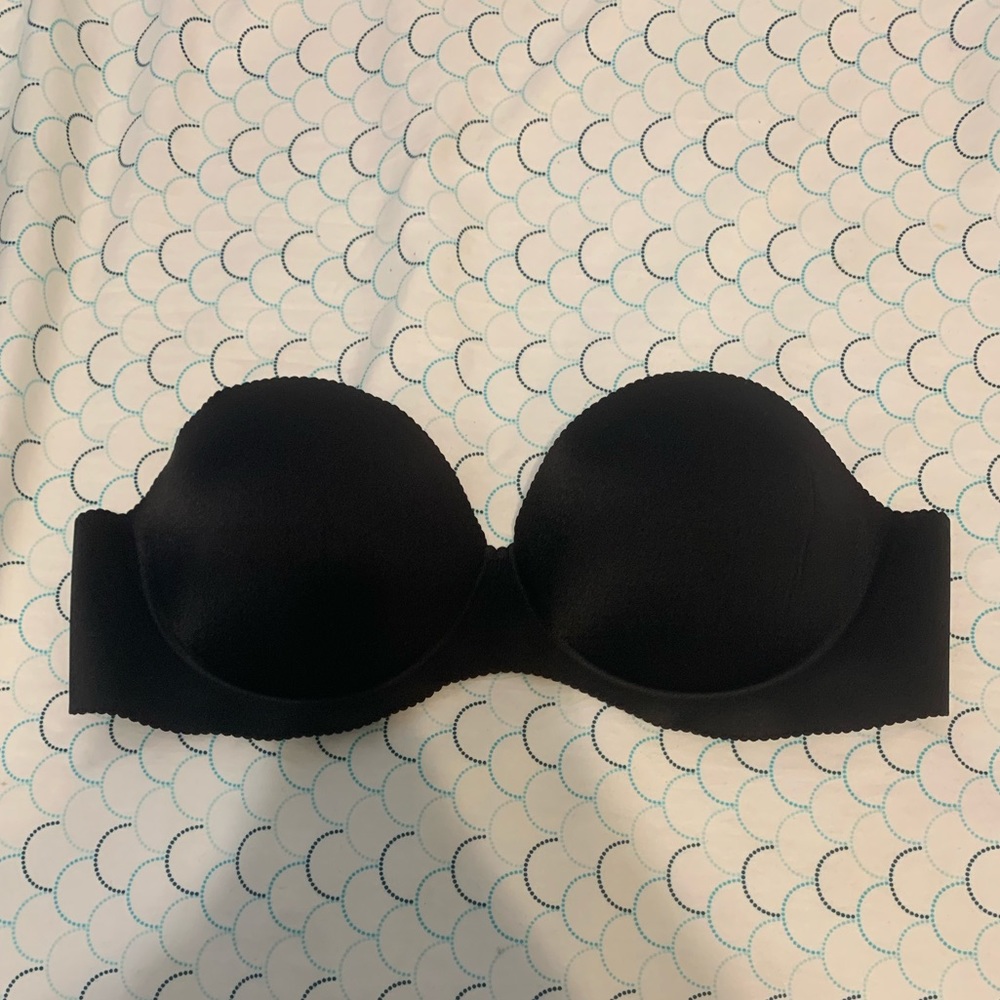 Black Strapless Bra Adjustable Straps